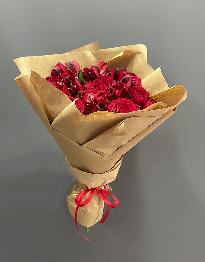 Букет цветов из: Альстромерии и Розы в Духанино