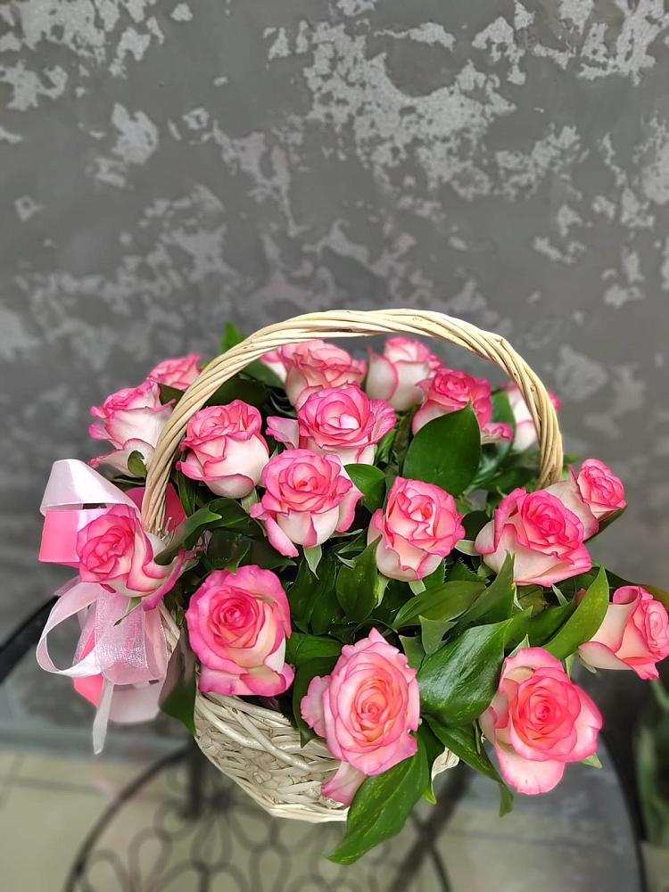 Цветочная композиция из Розы в корзине в Духанино