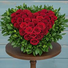 Цветочная композиция из Розы в виде сердца в Духанино