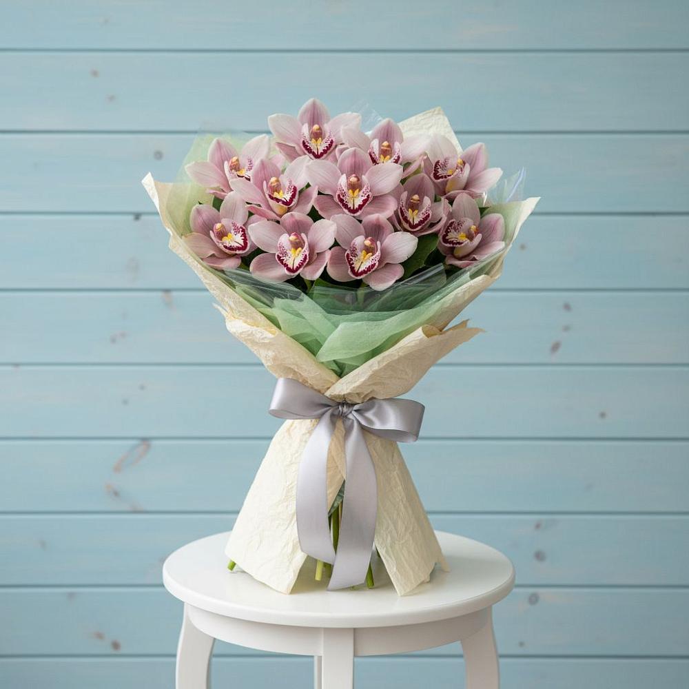 Букет цветов из: Орхидеи и Розы в Духанино