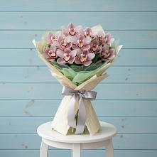 Букет цветов из:  Орхидеи и Розы в Духанино